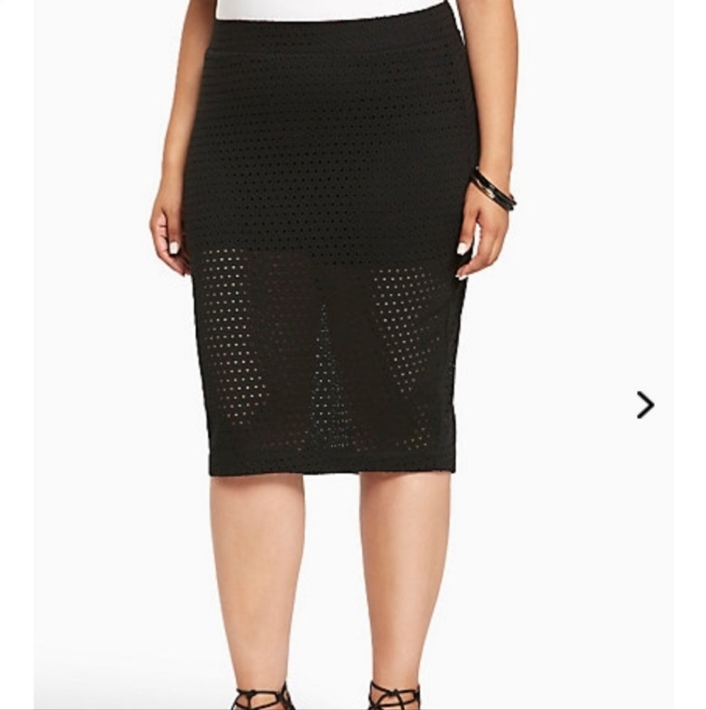 Torrid Black Eyelet Midi Pencil Skirt With Shorts Skort  3X 22/24 NWT